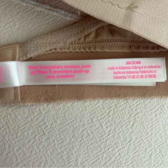 PINK Victoria's Secret Nude Bra with Love Pink Band EUC 36C - Picture 4 of 5